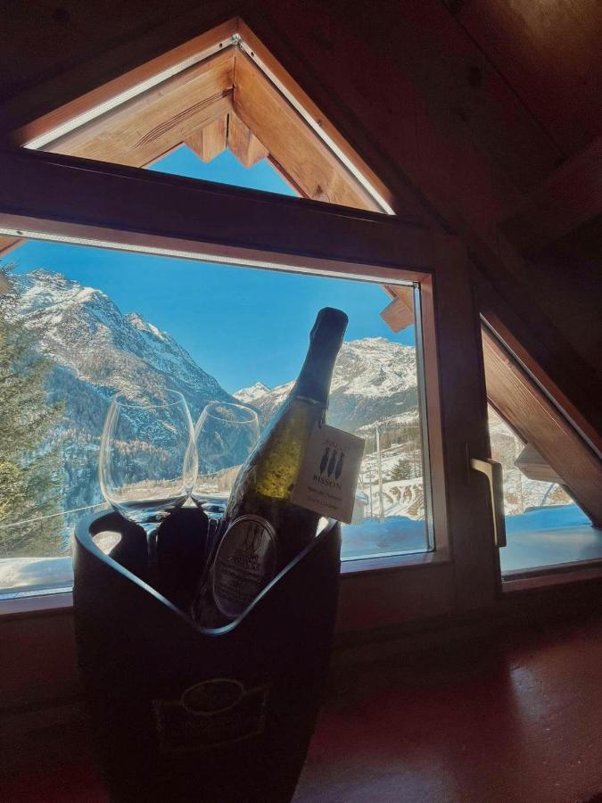 Hotel Sasso Nero Chiesa in Valmalenco Esterno foto