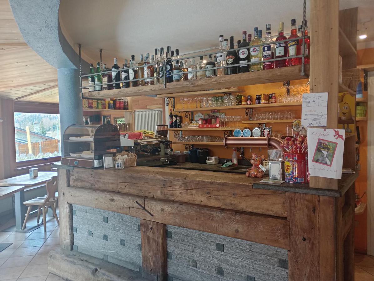 Hotel Sasso Nero Chiesa in Valmalenco Esterno foto