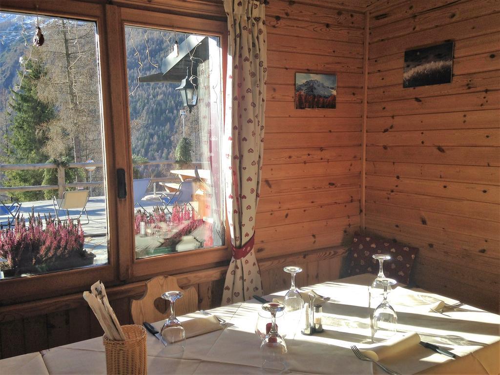 Hotel Sasso Nero Chiesa in Valmalenco Esterno foto