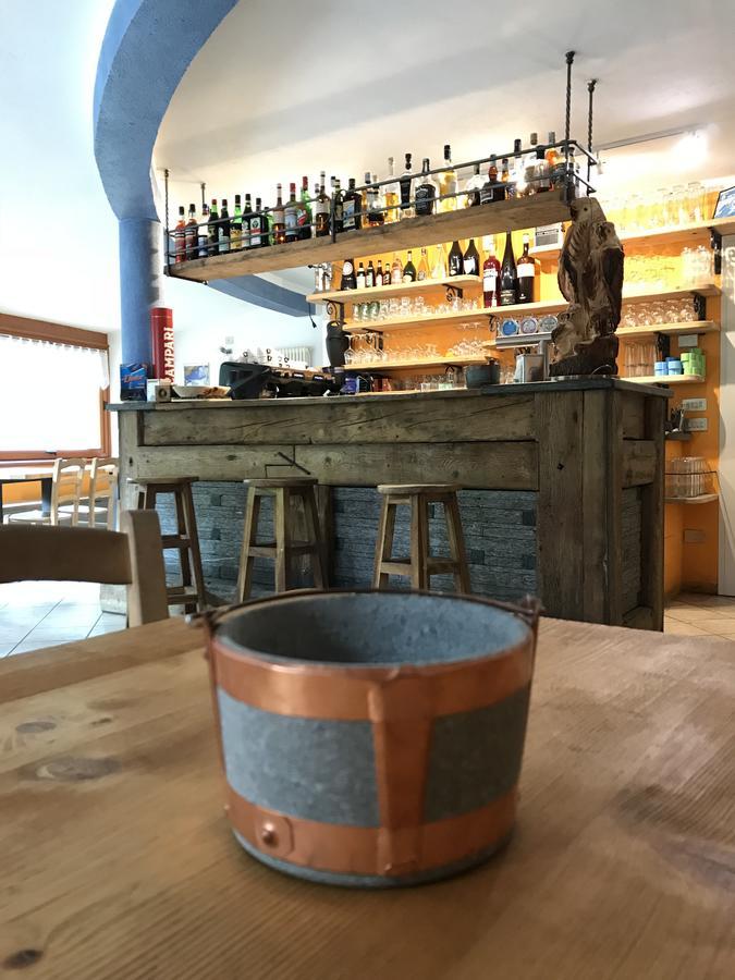 Hotel Sasso Nero Chiesa in Valmalenco Esterno foto